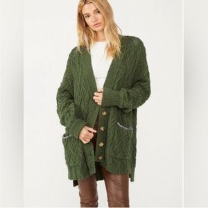 Women's Green Cable Knit Sweater